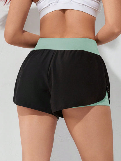 Wideband Waist Dolphin Hem Sports Shorts