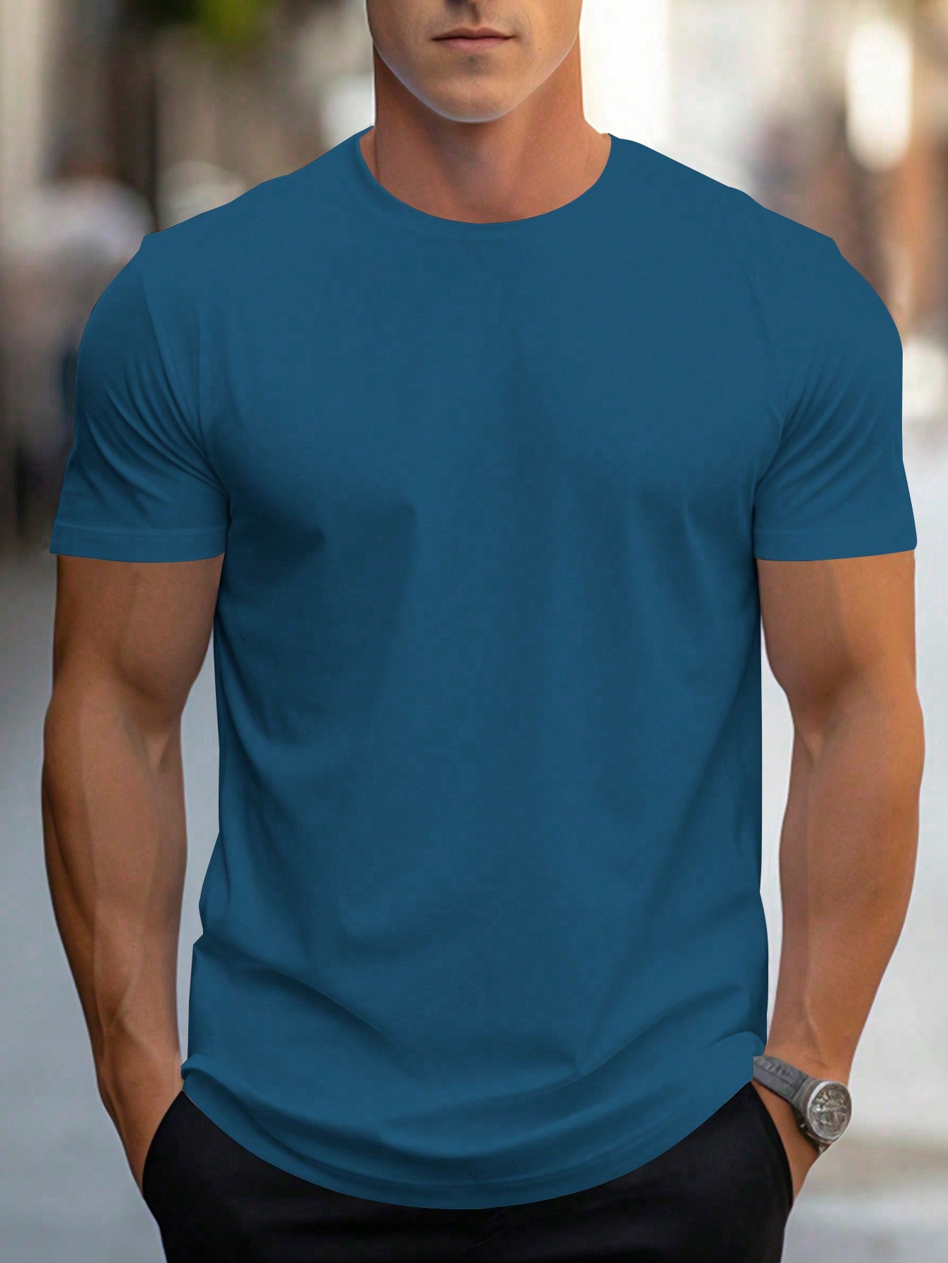 Manfinity Men's Solid Color T-Shirt